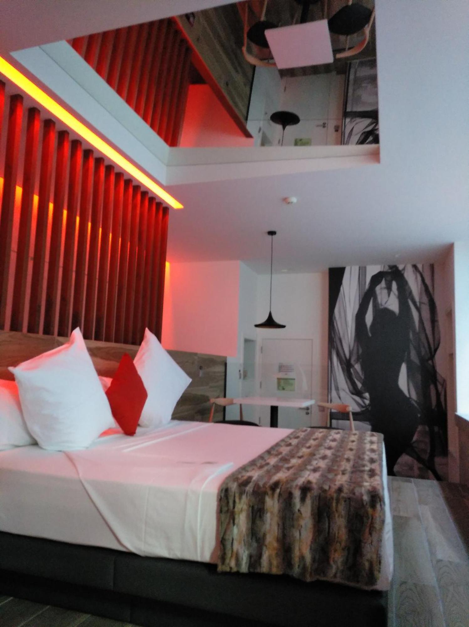 Hotel Loob Valencia Mislata Dış mekan fotoğraf